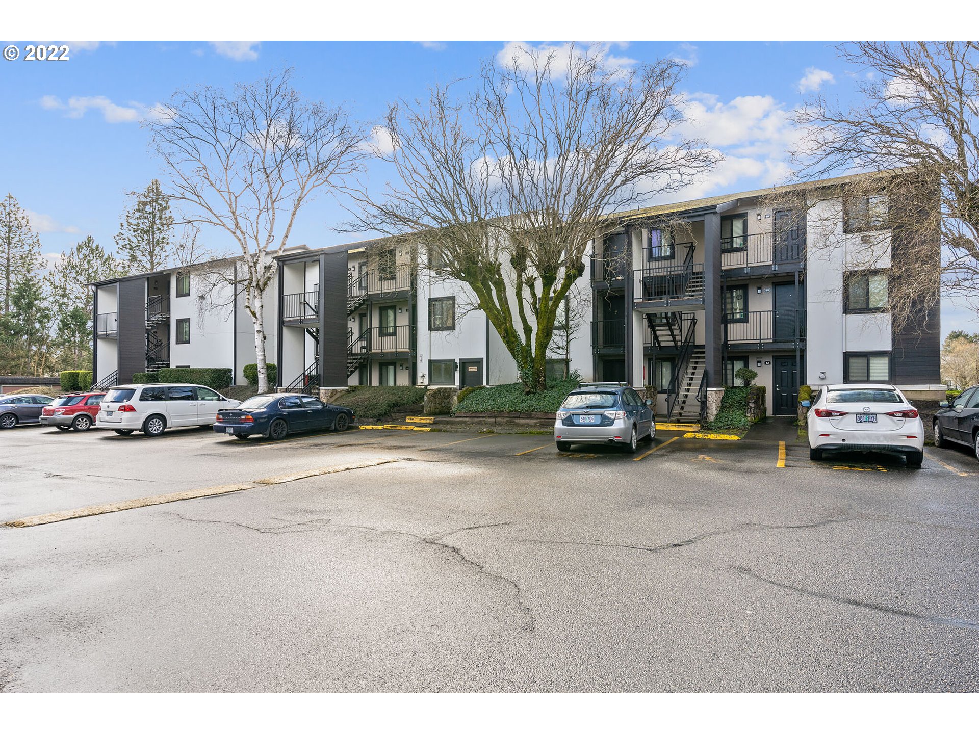 14095 Southwest Walker Road, Unit 61 Beaverton, OR 97005 - Photo 1 of 14 Gallery Image 1