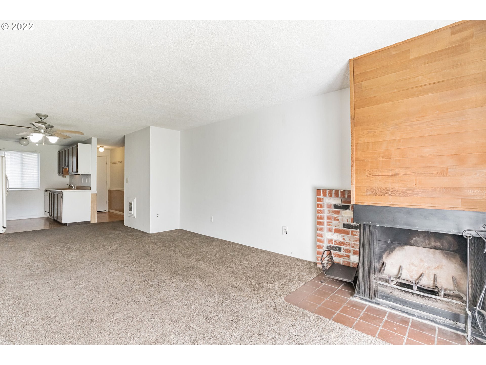 14095 Southwest Walker Road, Unit 61 Beaverton, OR 97005 - Photo 5 of 14 Gallery Image 5