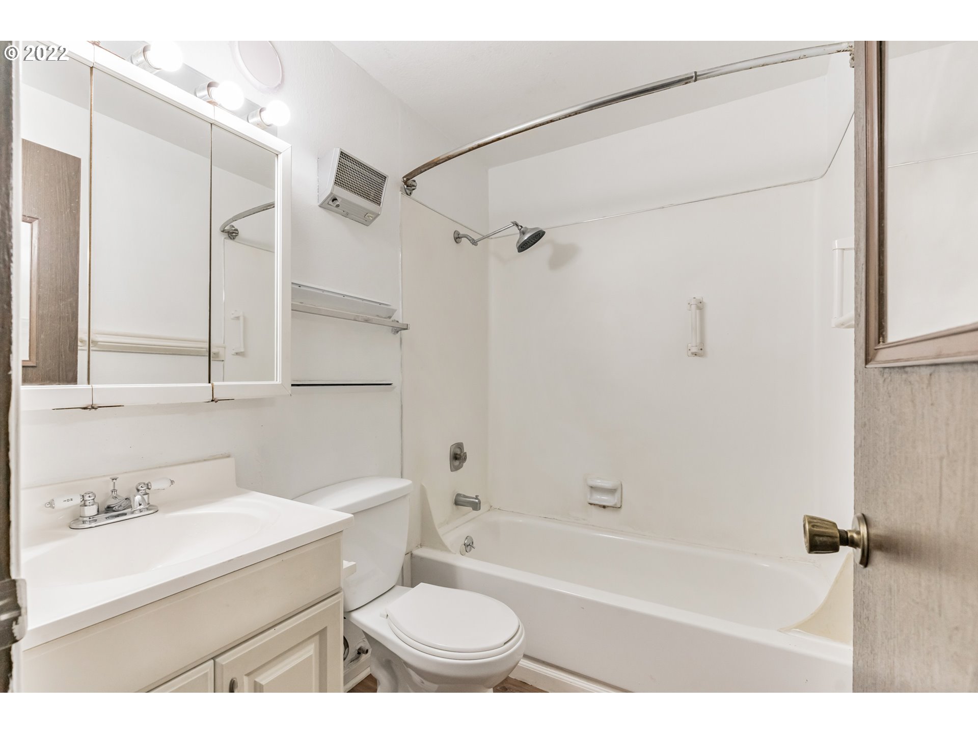 14095 Southwest Walker Road, Unit 61 Beaverton, OR 97005 - Photo 8 of 14 Gallery Image 8