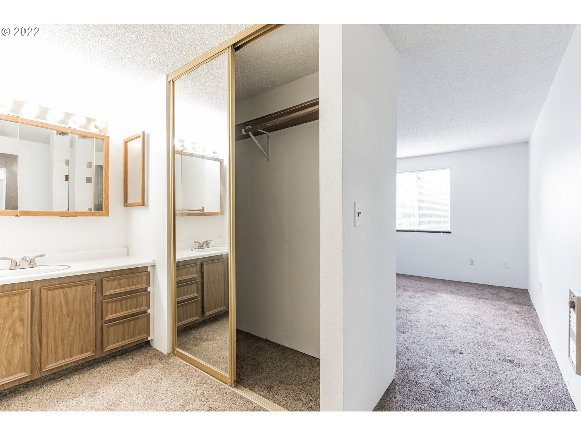 14095 Southwest Walker Road, Unit 61 Beaverton, OR 97005 - Photo 9 of 14 Gallery Image 9