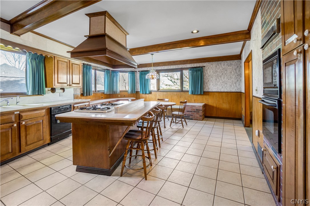 112 Winthrop Road Syracuse, NY 13206 - Photo 11 of 34