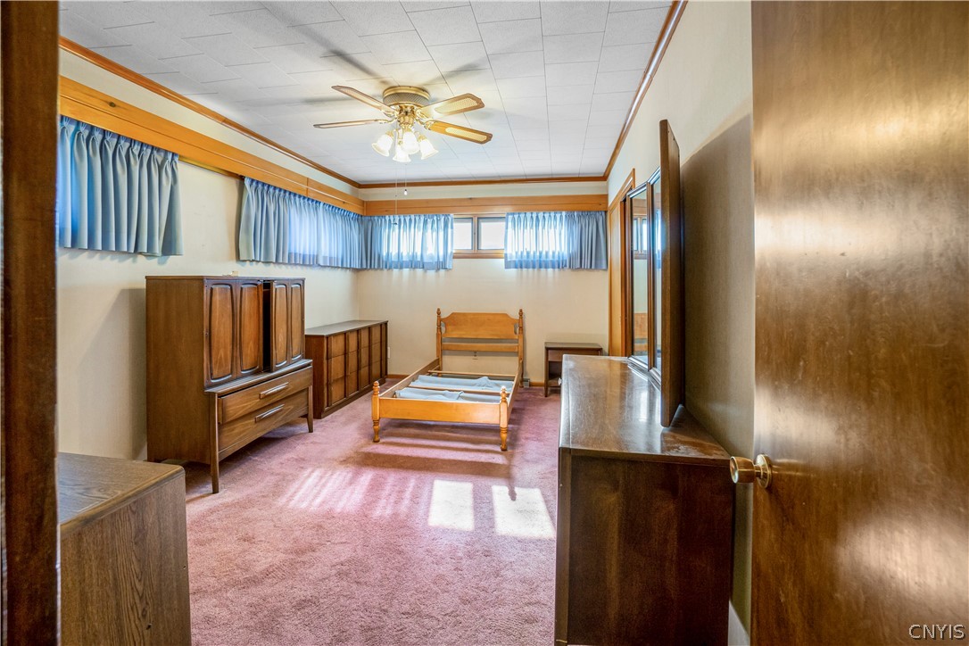 112 Winthrop Road Syracuse, NY 13206 - Photo 16 of 34 1st floor primary bedroom