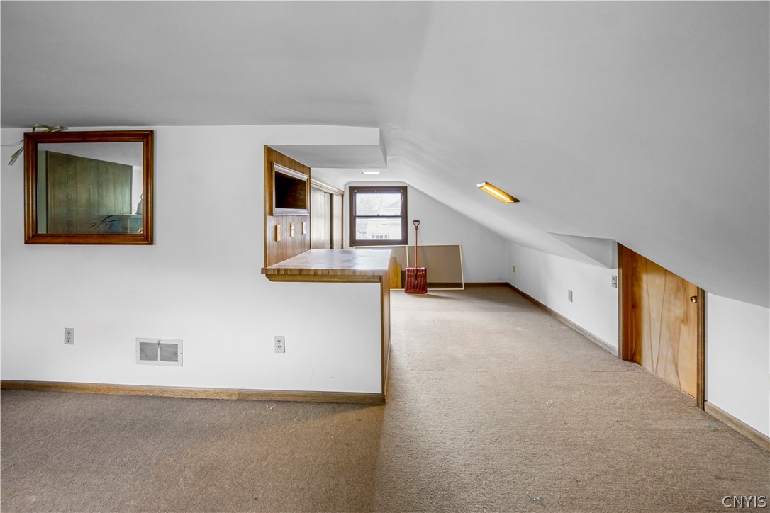 112 Winthrop Road Syracuse, NY 13206 - Photo 27 of 34 upstairs bedroom