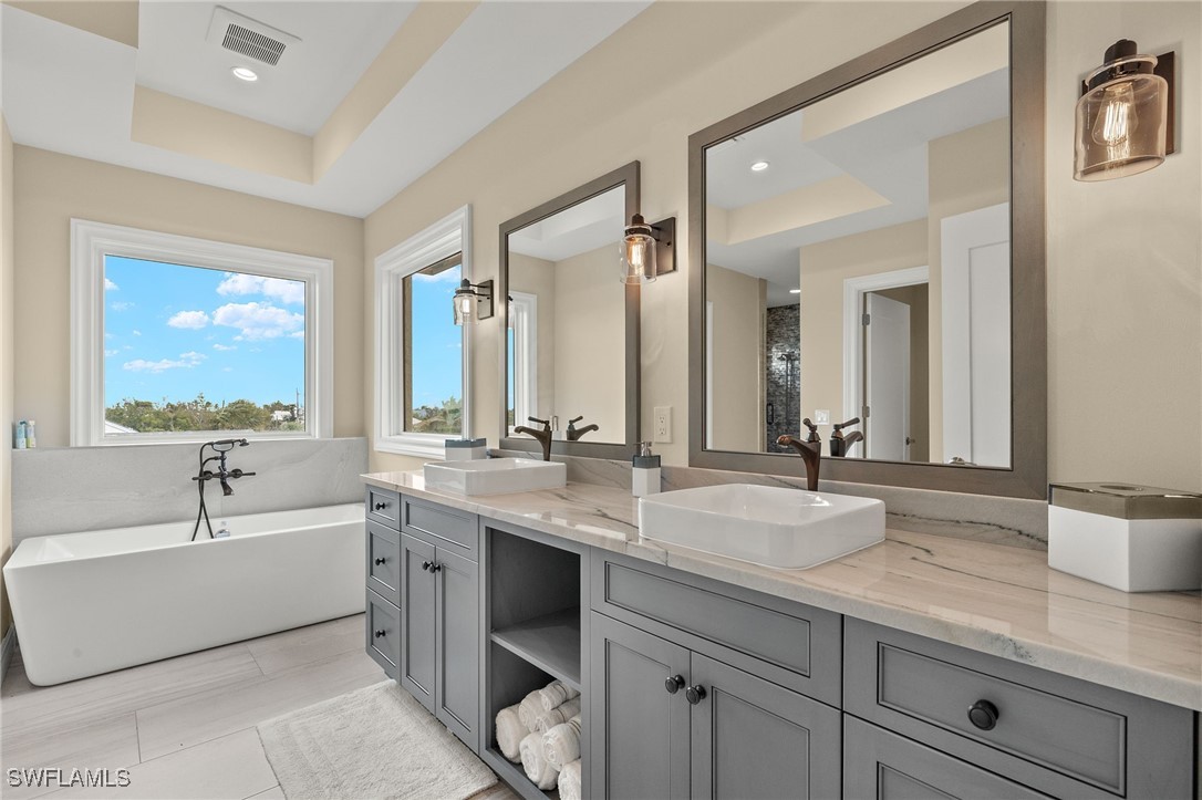 461 Lake Murex Circle Sanibel, FL 33957 - Photo 33 of 50