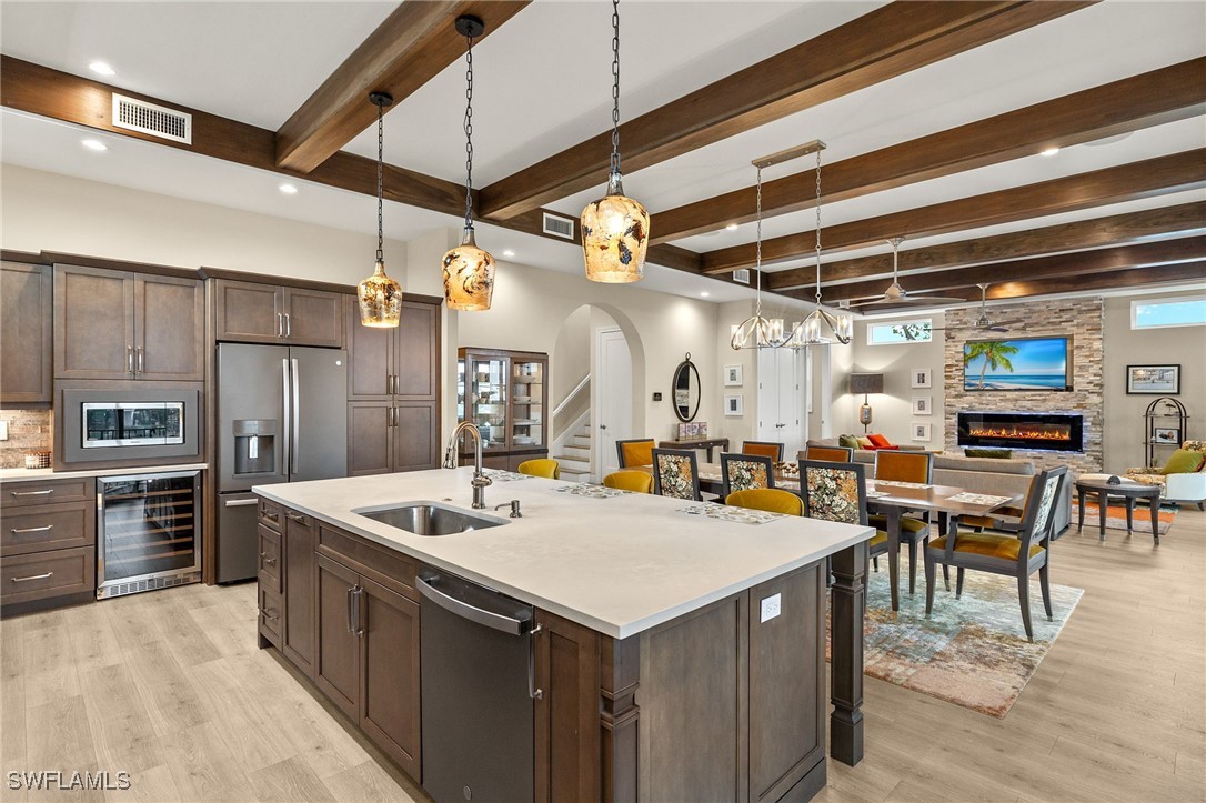 461 Lake Murex Circle Sanibel, FL 33957 - Photo 5 of 50