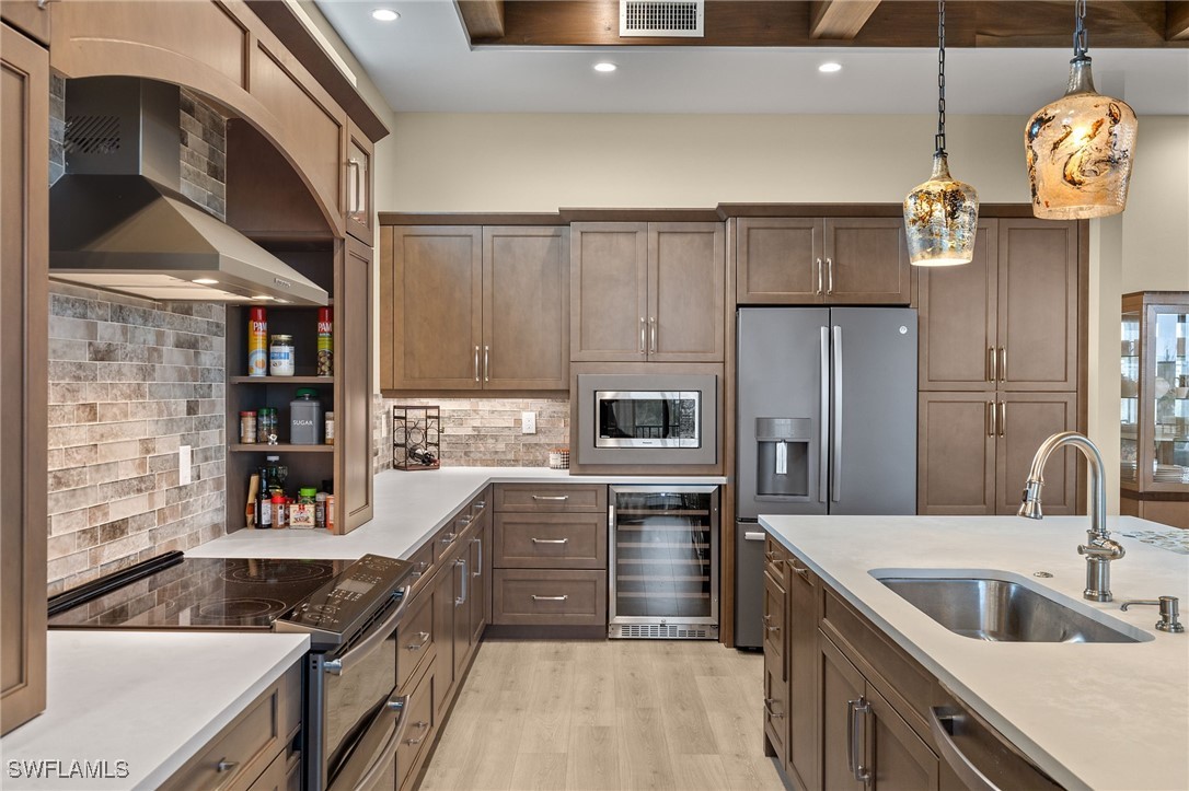 461 Lake Murex Circle Sanibel, FL 33957 - Photo 8 of 50