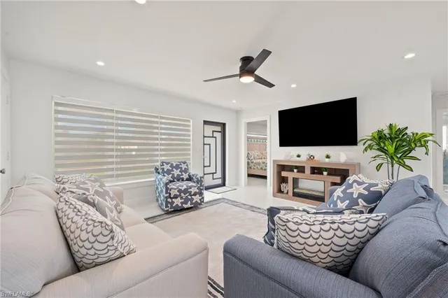 $1,575,000 | 139 San Salvador Street, Naples, FL 34113