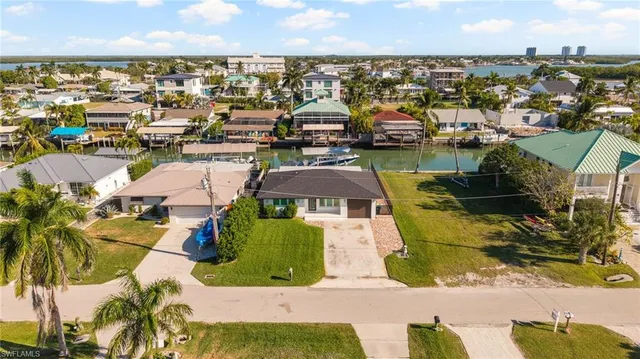 $1,575,000 | 139 San Salvador Street, Naples, FL 34113