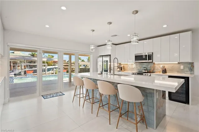 $1,575,000 | 139 San Salvador Street, Naples, FL 34113