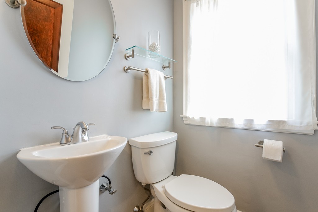 16 Burbank Road Medford, MA 02155 - Photo 14 of 30 Gallery Image 14