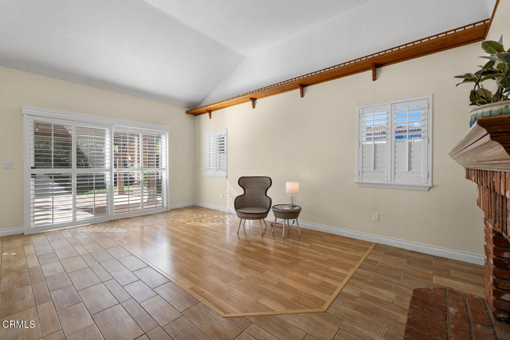 286 Golden Fern Court Simi Valley, CA 93065 - Photo 12 of 39