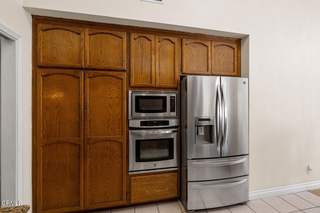 286 Golden Fern Court Simi Valley, CA 93065 - Photo 18 of 39