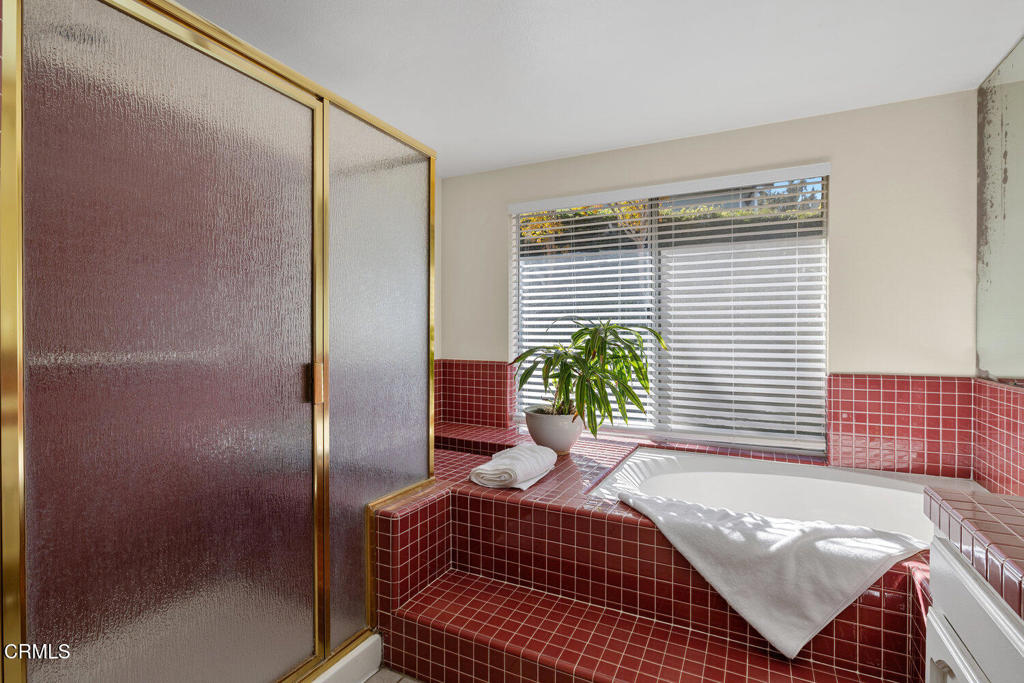 286 Golden Fern Court Simi Valley, CA 93065 - Photo 24 of 39