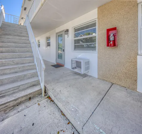 $1,675 | 330 North J Street, Unit 3, Lake Worth Beach, FL 33460