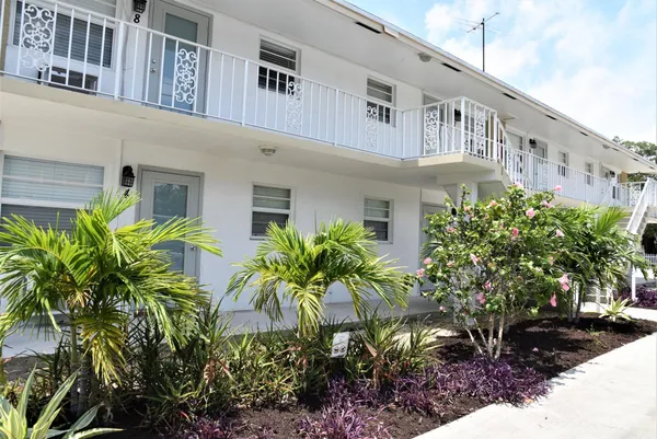 $1,675 | 330 North J Street, Unit 3, Lake Worth Beach, FL 33460