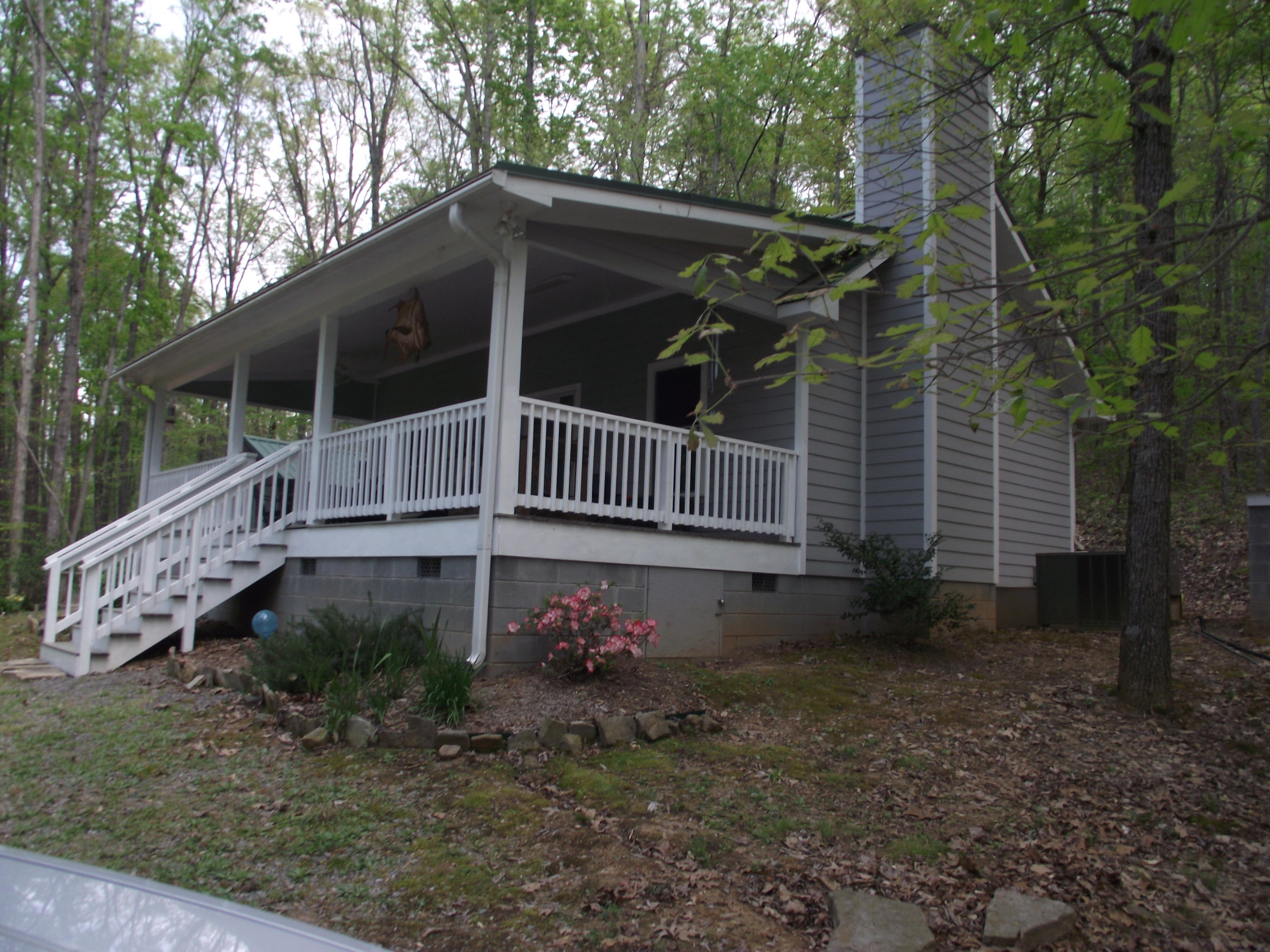 5909 Mullins Cove Road Whitwell, TN 37397 - Photo 1 of 11 Privacy!