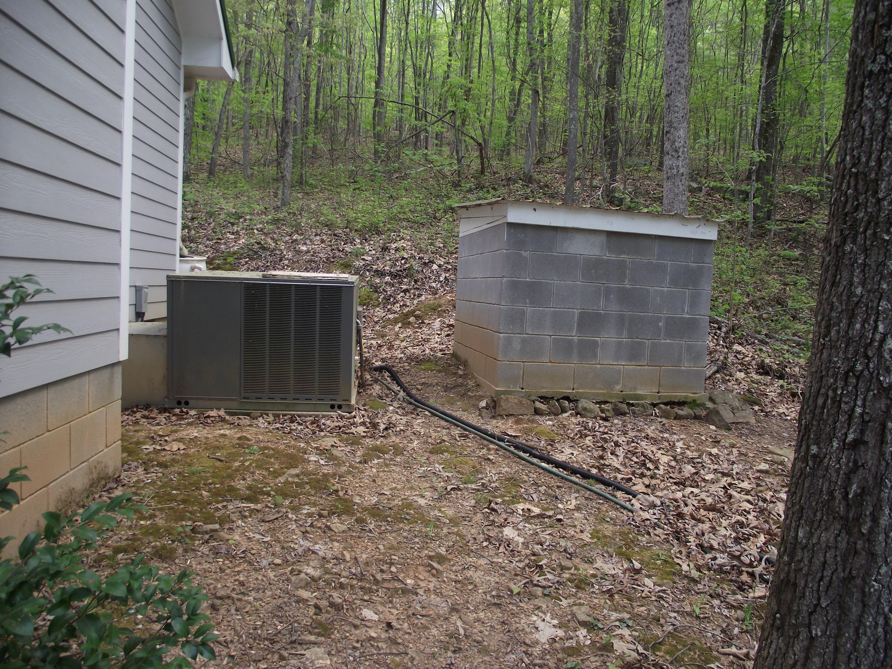 5909 Mullins Cove Road Whitwell, TN 37397 - Photo 10 of 11 Well house