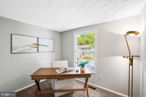 $795,000 | 2038 Brooks Square Place, Falls Church, VA 22043