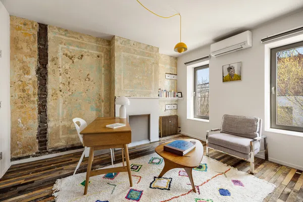 $3,200,000 | 285 A Kingsland Avenue | Greenpoint