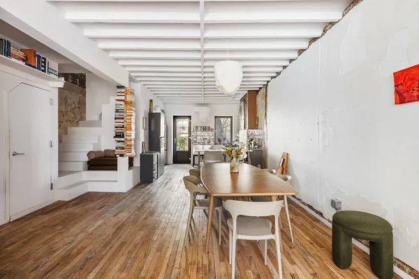 $3,200,000 | 285 A Kingsland Avenue | Greenpoint