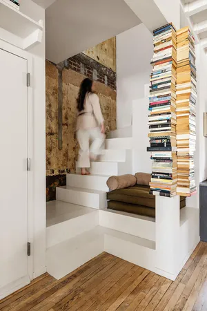 $3,200,000 | 285 A Kingsland Avenue | Greenpoint