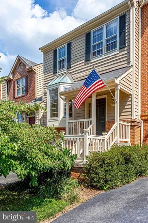 $3,200 | 11793 Great Owl Circle, Reston, VA 20194