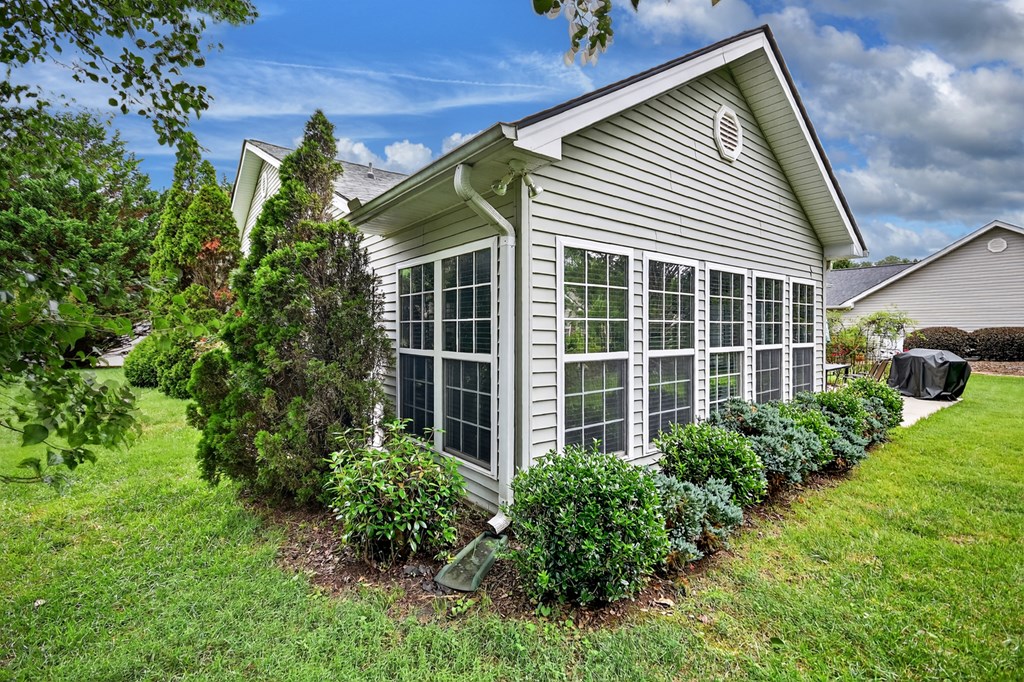 66 Westward Lane Blue Ridge, GA 30513 - Photo 7 of 34 a view of a house with a garden