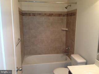 519 Koch Road Linthicum Heights, MD 21090 - Photo 18 of 29 Ceramic tile