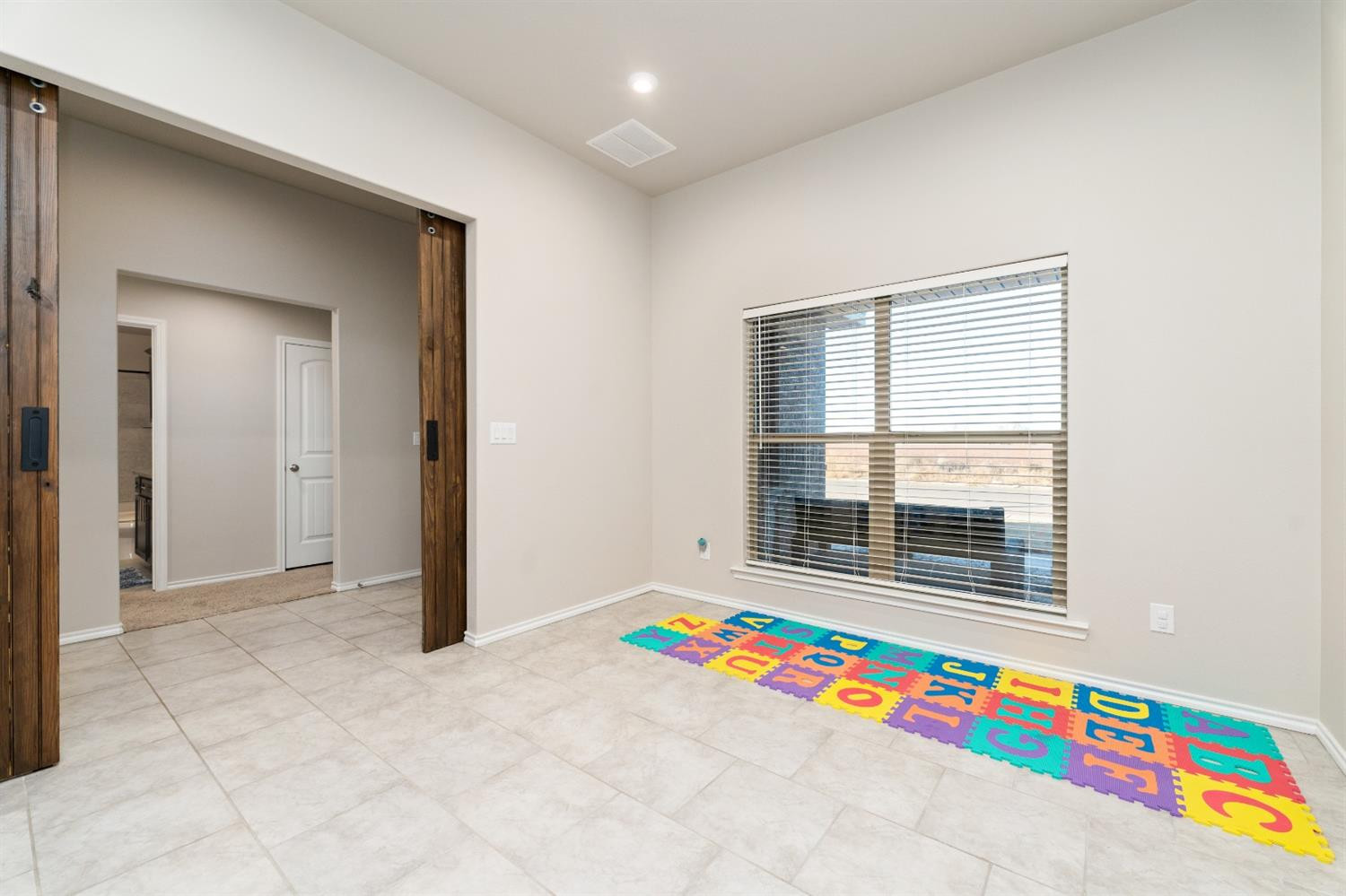 2315 143rd Street Lubbock, TX 79423 - Photo 5 of 39 Photo 5