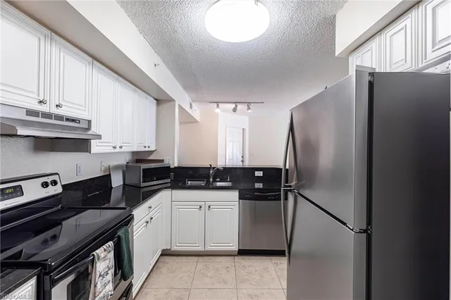 $225,000 | 8225 Ibis Club Drive, Unit 203, Naples, FL 34104