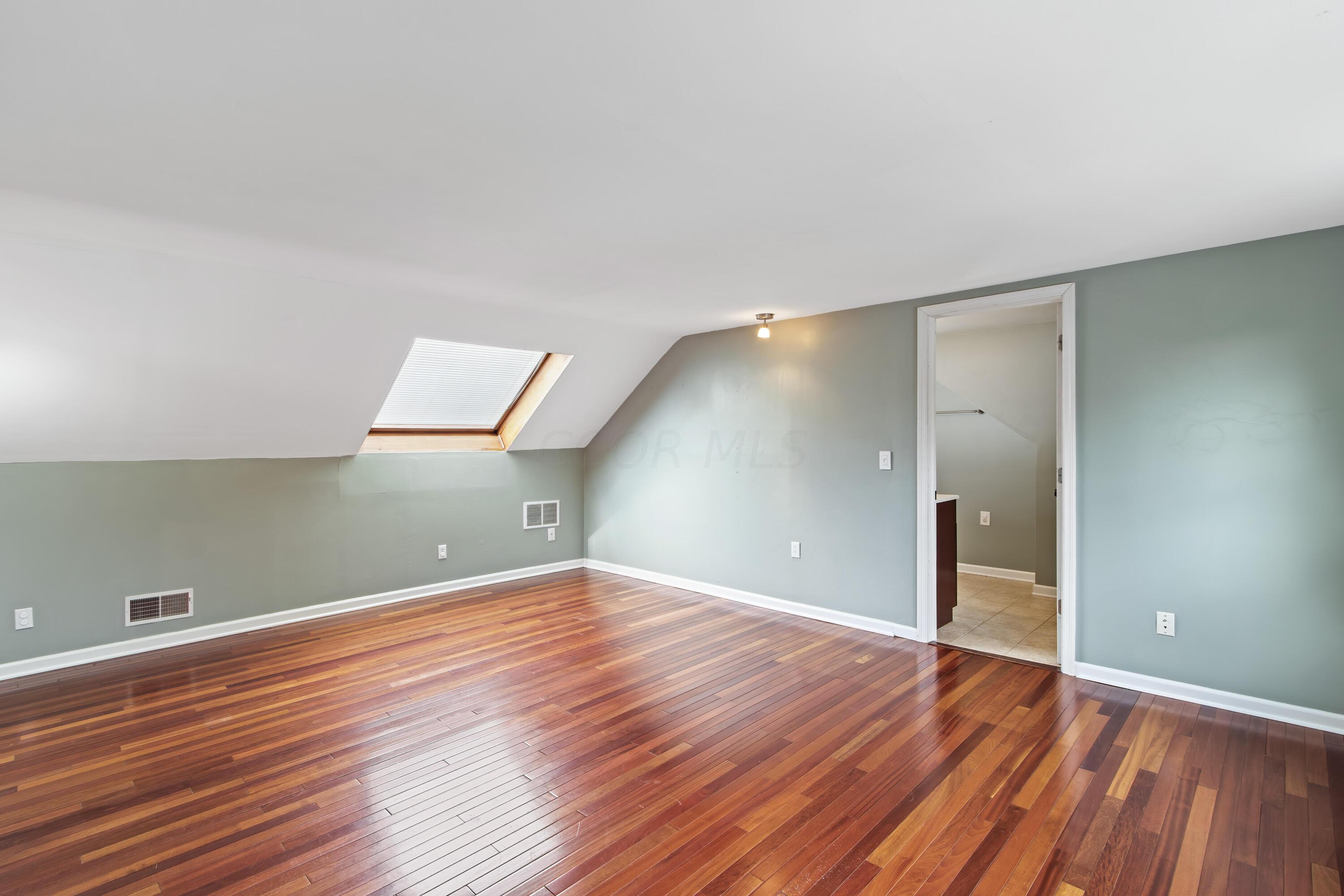 540 Fallis Road Columbus, OH 43214 - Photo 21 of 28 540 Fallis Road-20.jpg-FULL