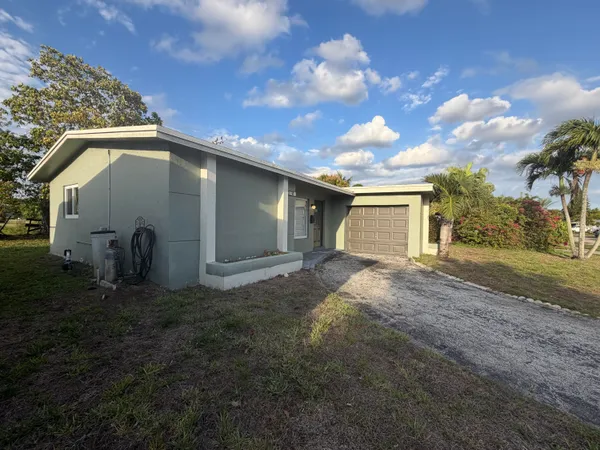 $394,900 | 6691 Northwest 30th Street, Sunrise, FL 33313
