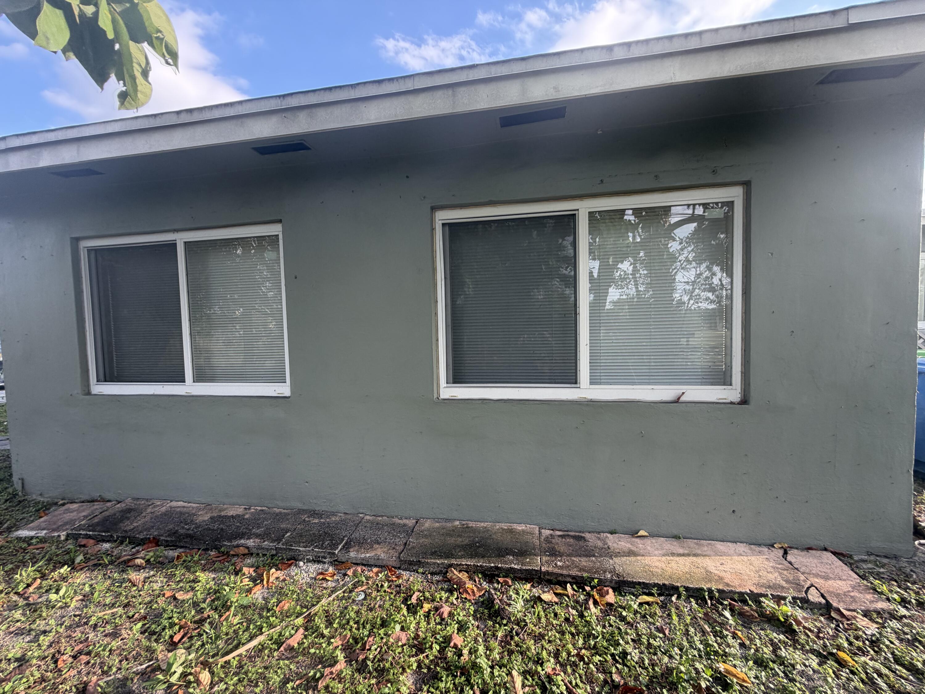 6691 Northwest 30th Street Sunrise, FL 33313 - Photo 4 of 26 a view of a window of an empty room