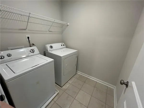 $2,800 | 3715 Davis Circle, Duluth, GA 30096