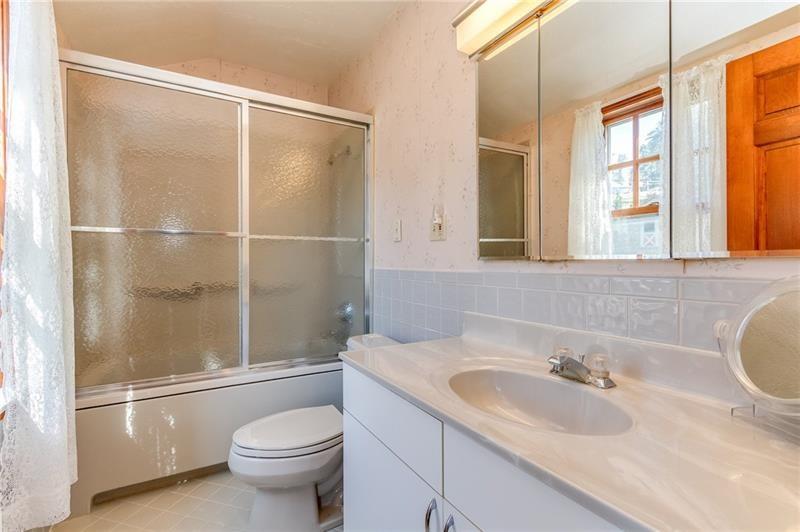161 Highway 68 Rochester, PA 15074 - Photo 10 of 18 Updated bath has jetted tub.