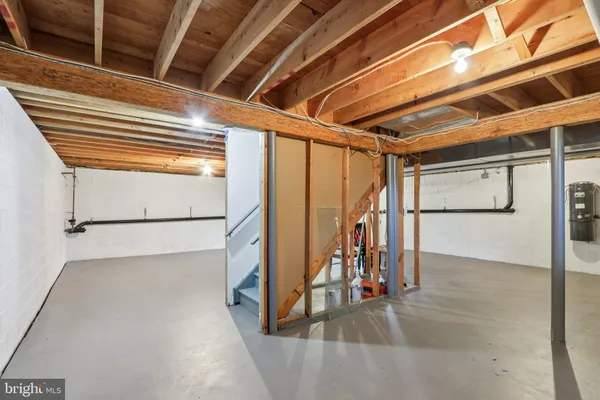 $750,000 | 15 Hilltop Drive, Mount Laurel, NJ 08054