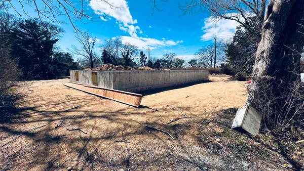 $975,000 | 31 Temahigan Avenue, Oak Bluffs, MA 02557