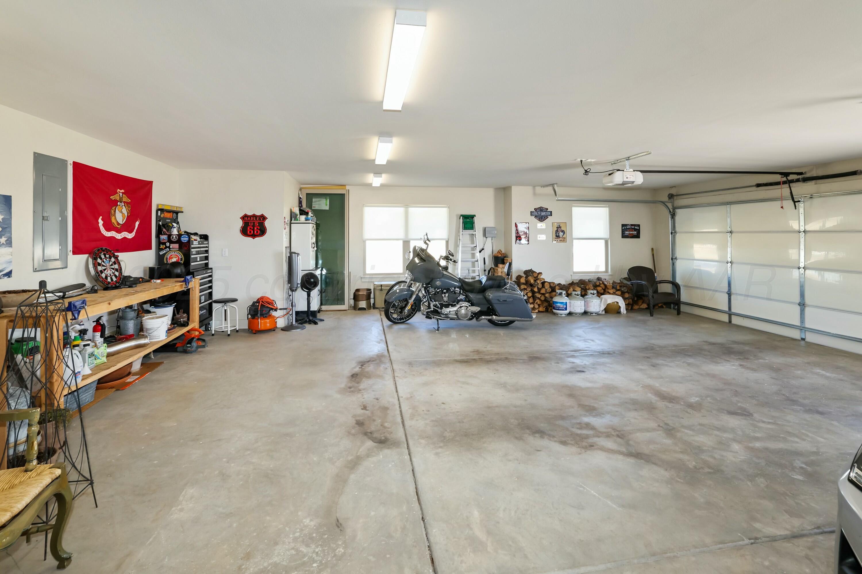 19081 Elk Springs Road Amarillo, TX 79119 - Photo 41 of 41 a view of a room with gym equipment