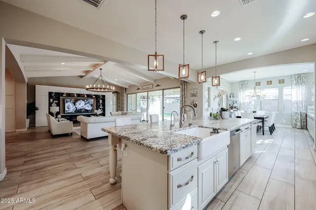 $4,800 | 2351 East Cherrywood Place, Chandler, AZ 85249