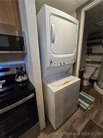 $180,000 | 5789 West Mt Carmel Road, Fredericksburg, IN 47120