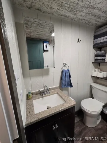 $180,000 | 5789 West Mt Carmel Road, Fredericksburg, IN 47120