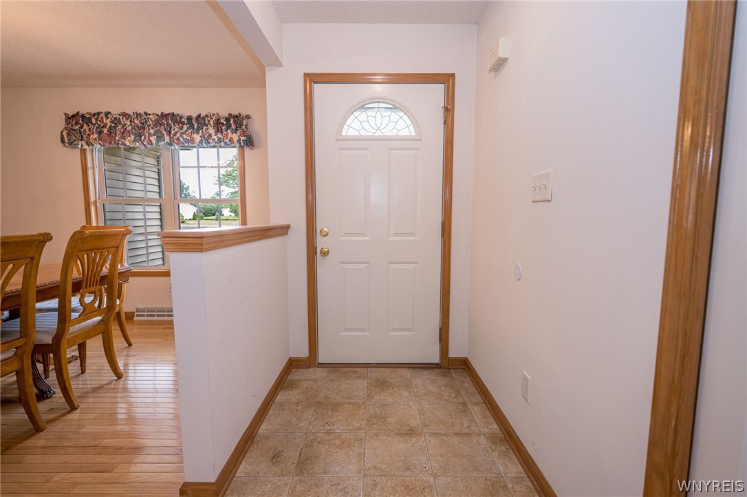 5 Alexander Parkway Pendleton, NY 14120 - Photo 4 of 49