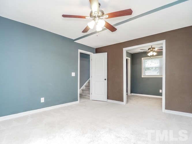 213 Sawmill Road Raleigh, NC 27615 - Photo 7 of 25
