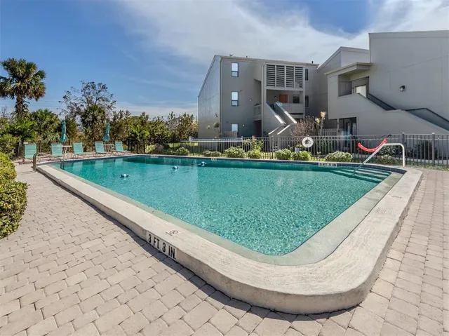 $175,000 | 200 Woodland Drive, Osprey, FL 34229