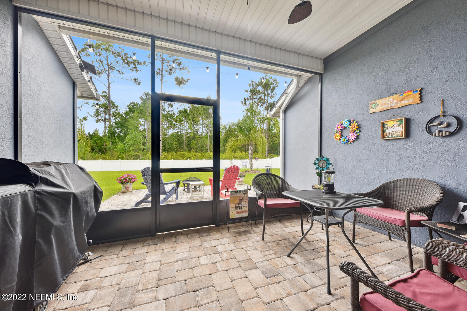 102 North Hamilton Springs Road St. Augustine, FL 32084 - Photo 22 of 32 Screened & Covered Lanai