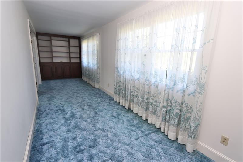 1143 Burgettstown Road Hickory, PA 15340 - Photo 2 of 22 Gallery Image 2