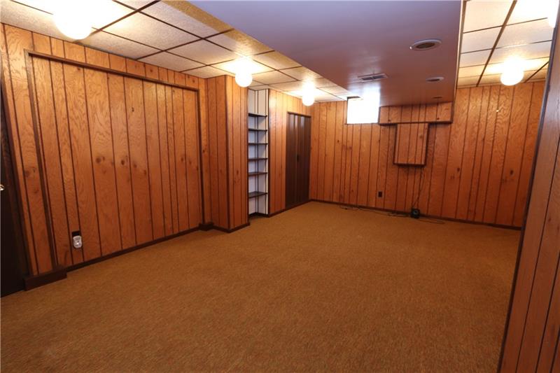 1143 Burgettstown Road Hickory, PA 15340 - Photo 12 of 22 Gallery Image 12