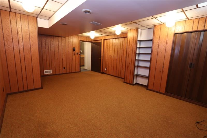 1143 Burgettstown Road Hickory, PA 15340 - Photo 13 of 22 Gallery Image 13
