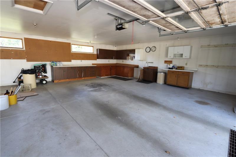 1143 Burgettstown Road Hickory, PA 15340 - Photo 17 of 22 Gallery Image 17