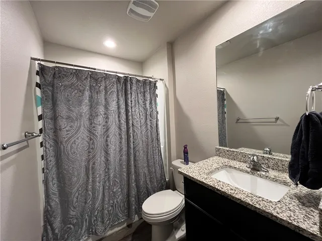 $2,400 | 7721 Iron Man Drive, Corpus Christi, TX 78414